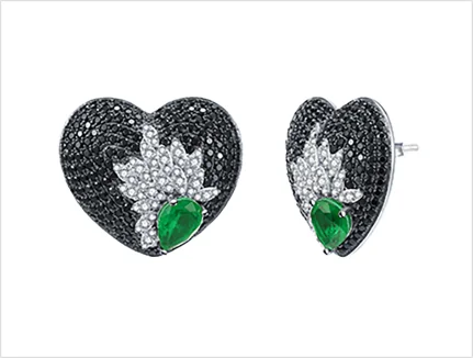 Pulled sapphire earrings