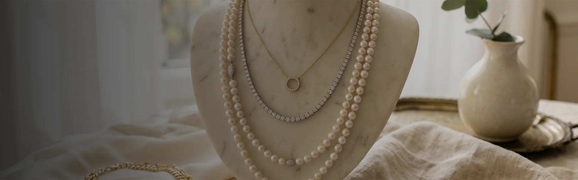 Custom necklace manufacturing banner